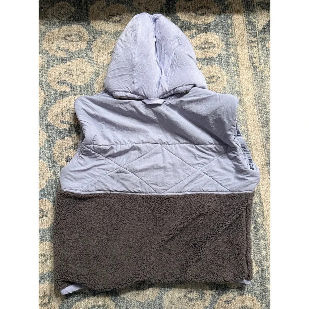 Free People Adventure Awaits Fleece Vest XL Excellent Condition